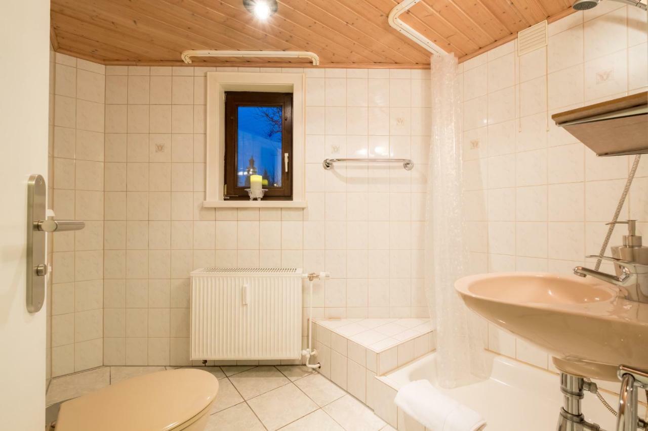 Haus Innerdorf gemütliches Ferienhaus im Taunus Pohl  Exterior foto